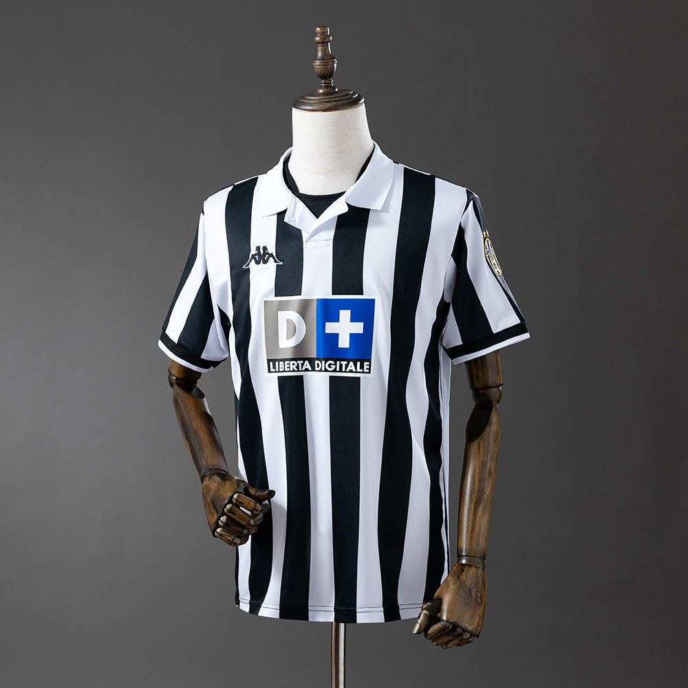 Juventus Home 1998/99