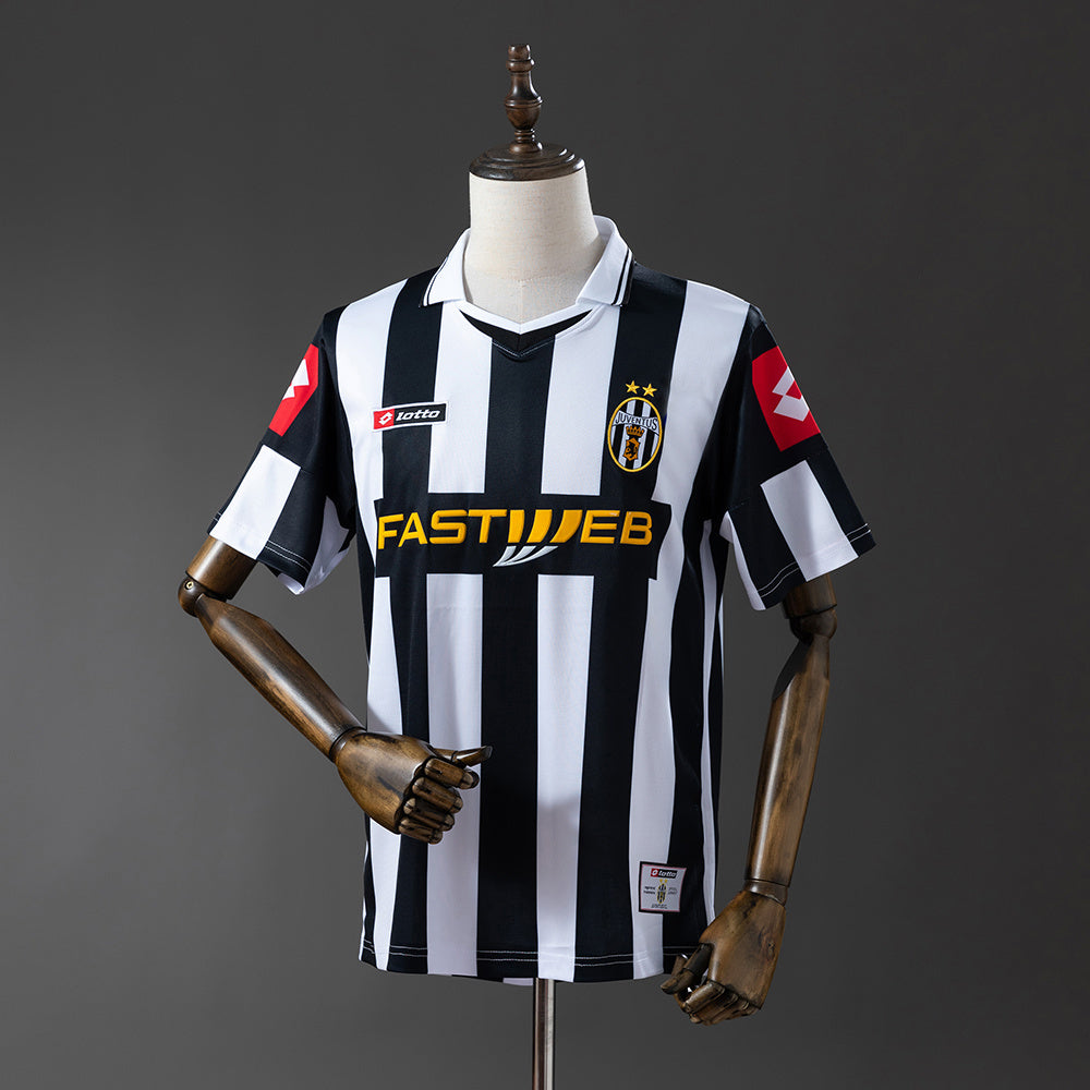 Juventus Home 2001/02