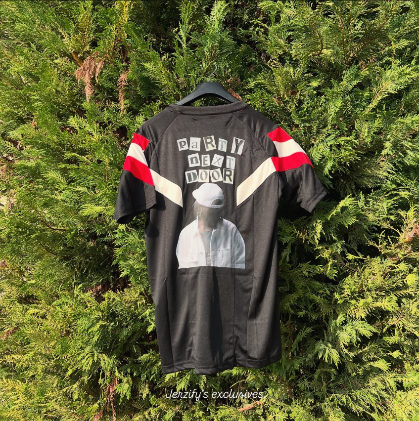 STOCK: MANCHESTER UNITED X PARTYNEXTDOOR (S-XL)