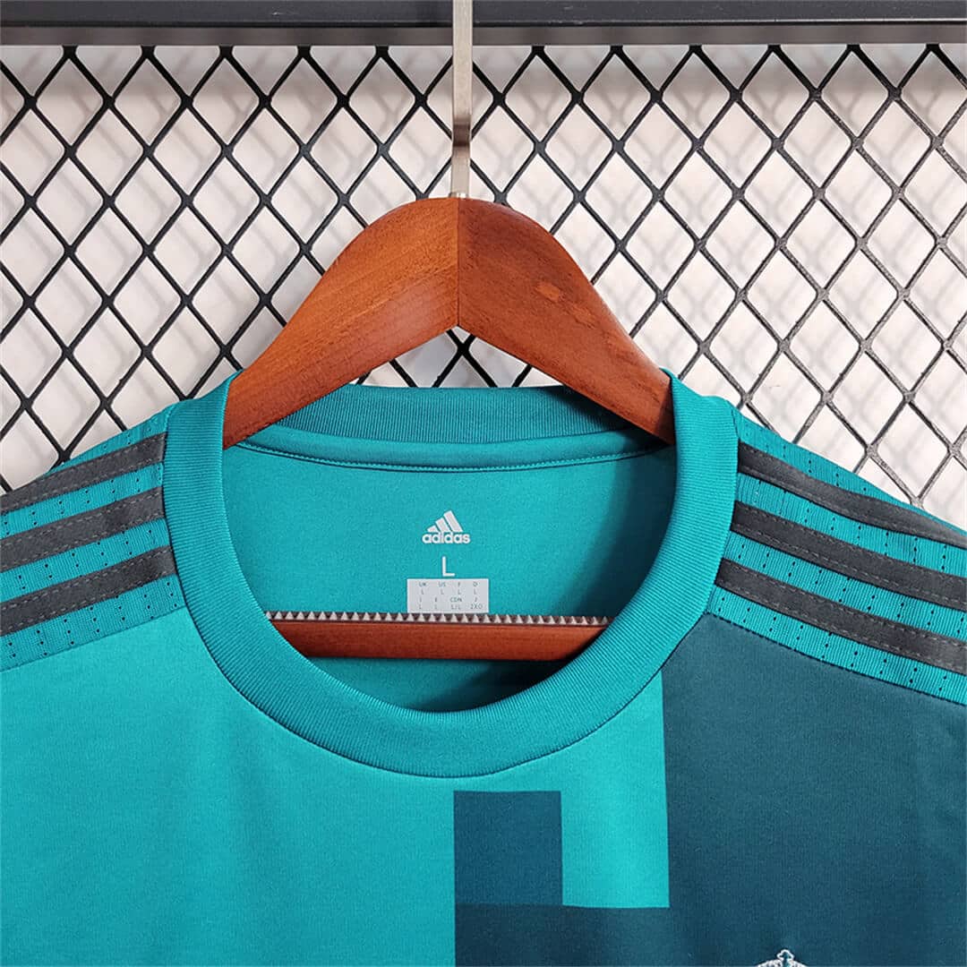 Real Madrid 2017/2018 Third Kit – long sleeves