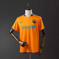 Barcelona 06/07 Away