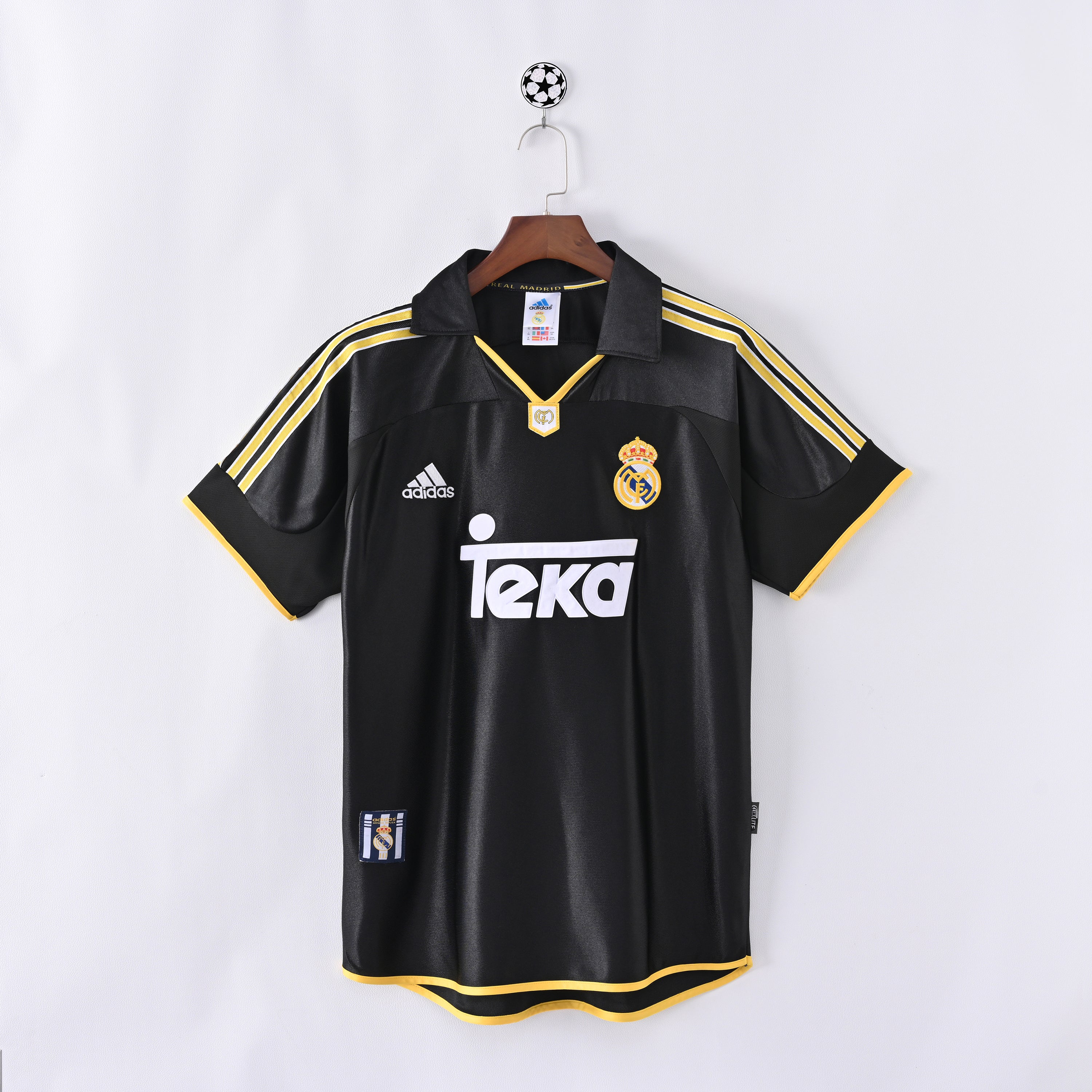 Real Madrid 99/00(Away)