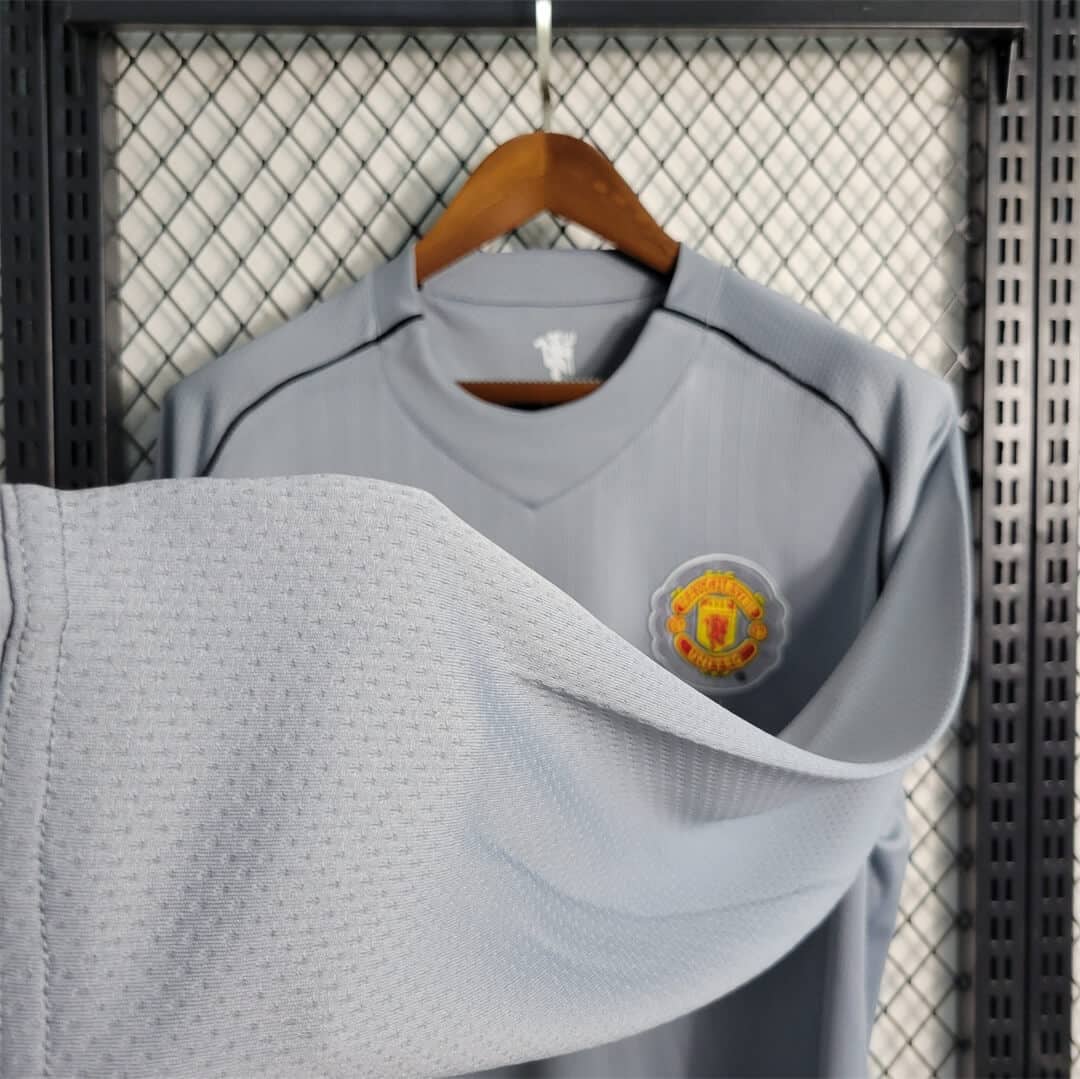 Manchester United 2007/2008 Goalkeeper Kit 4 – Long Sleeve
