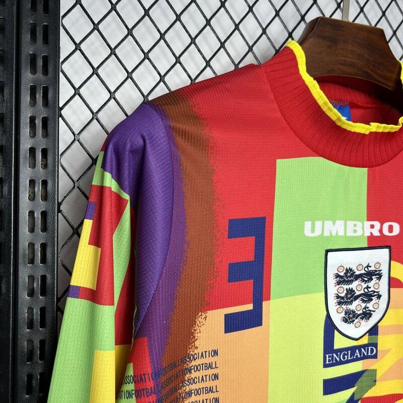 England 1995/1996 goalkeeper Kit – Long Sleeves