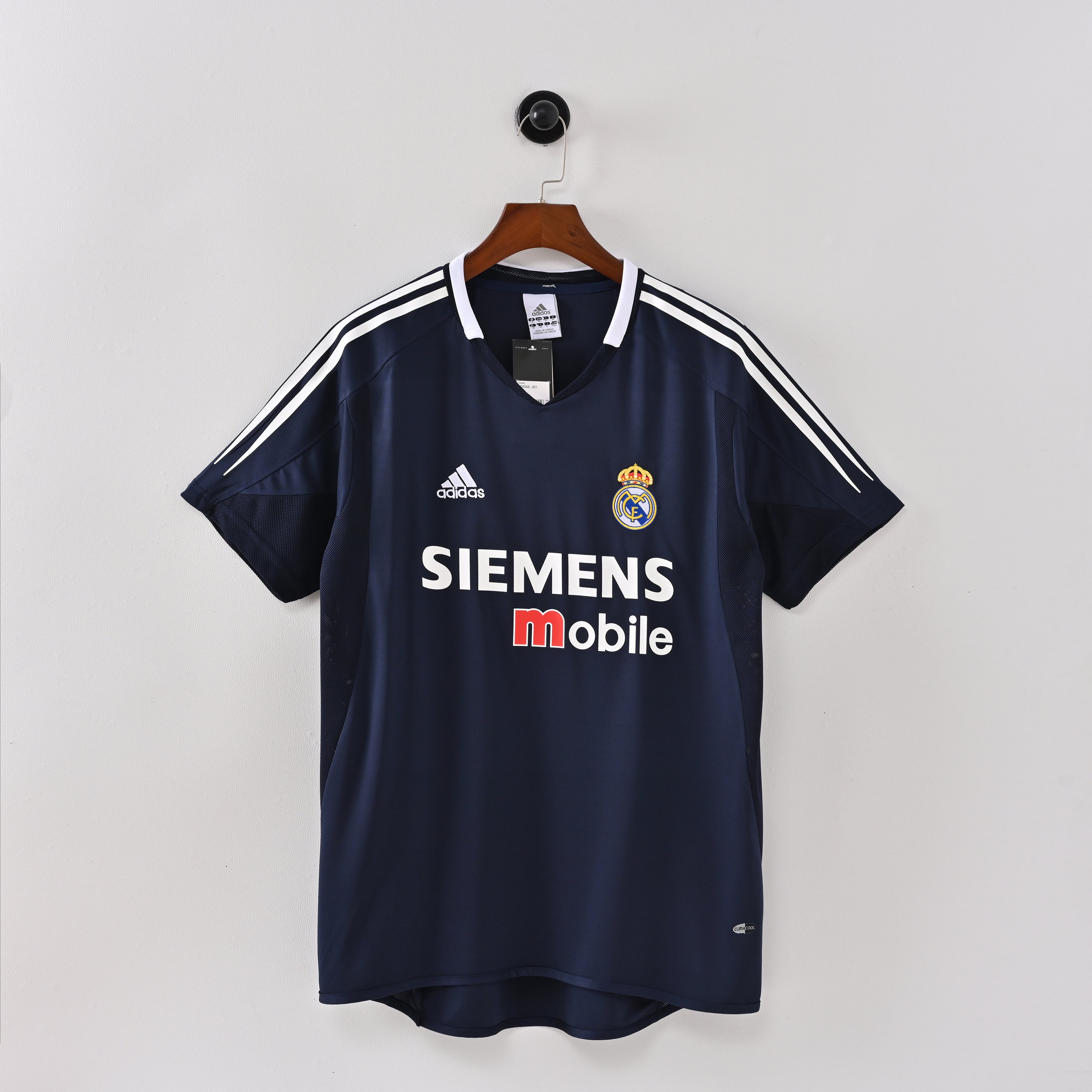 Real Madrid 04/05(Away)