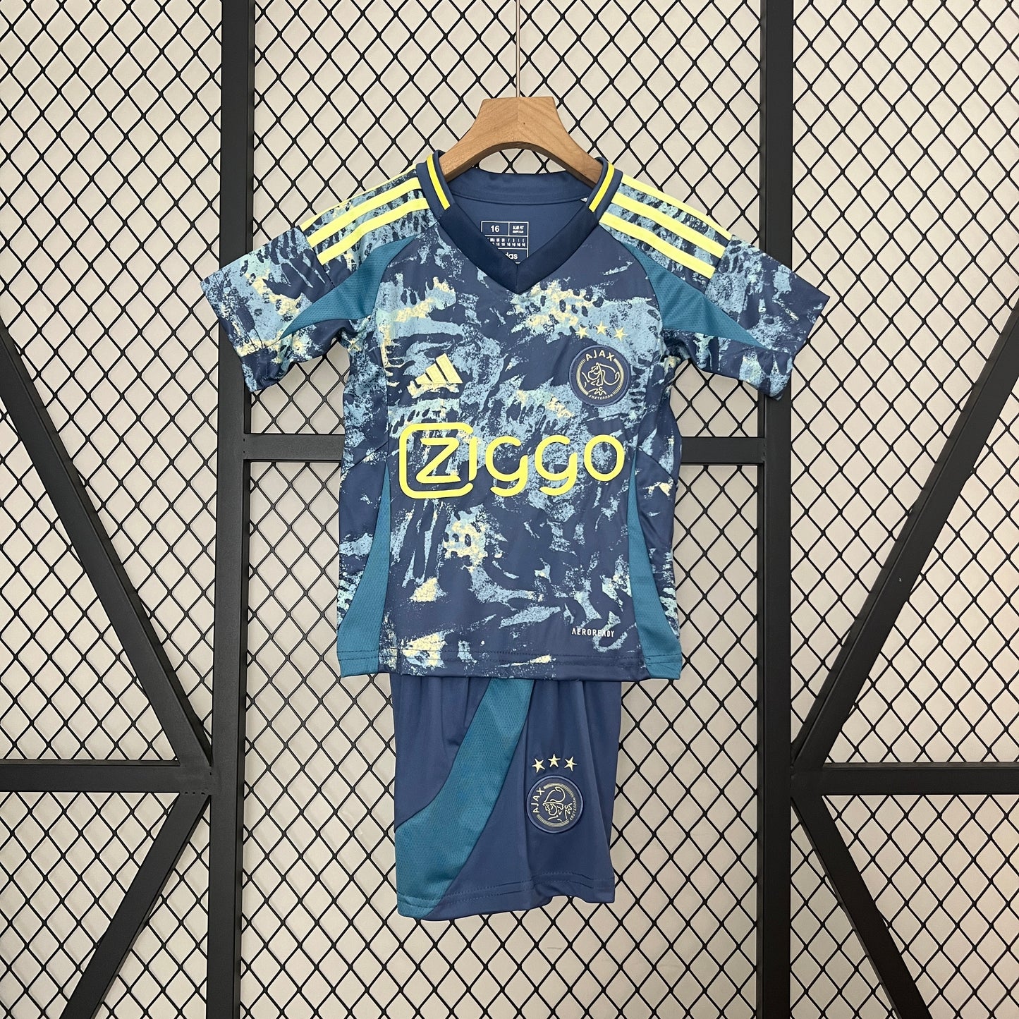 Ajax 24/25 Away