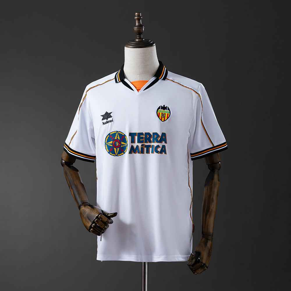 Valencia Home 1999/00