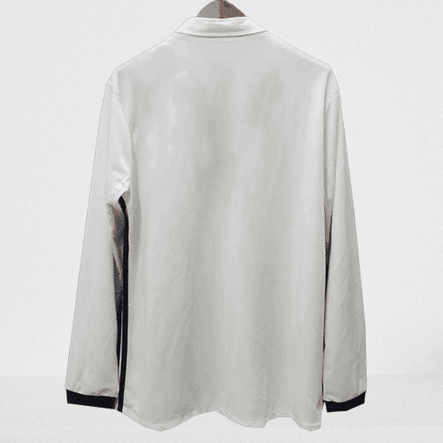 Real Madrid 2016/2017 Home kit – long sleeves