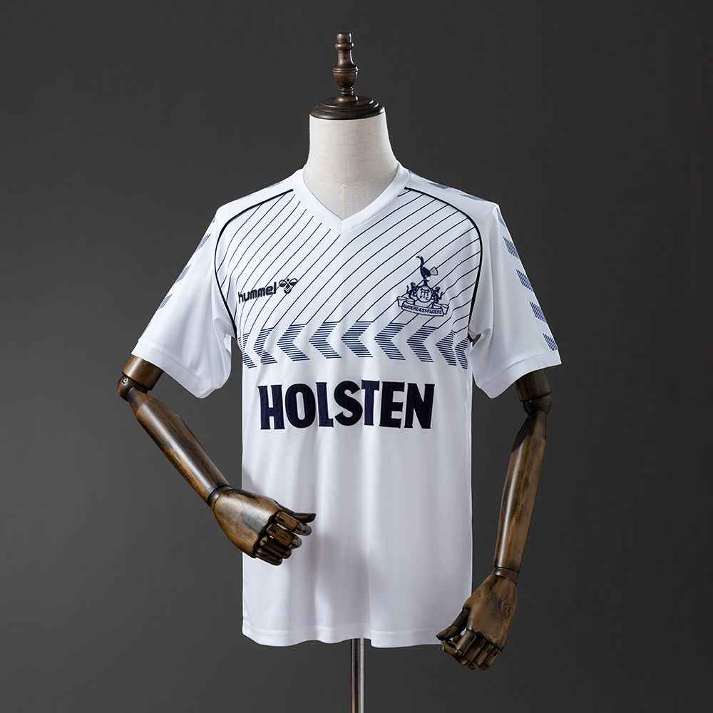 Tottenham Hotspurs home 1986/87