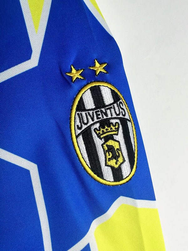 Juventus FC 1997/1998 Away Kit – Long sleeve