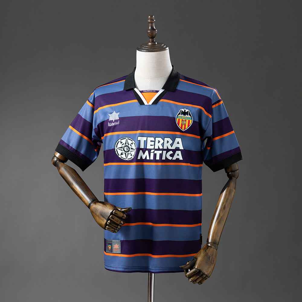 Valencia Third 1999/00