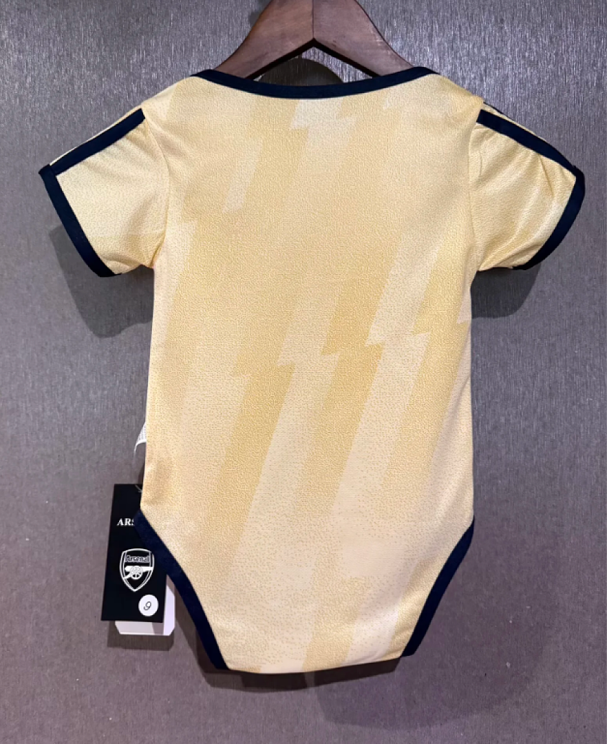 26-27 Arsenal Third Baby, front