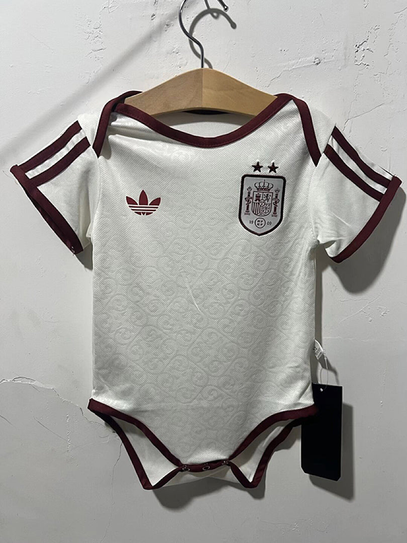 26-27 Spain Away Baby, front