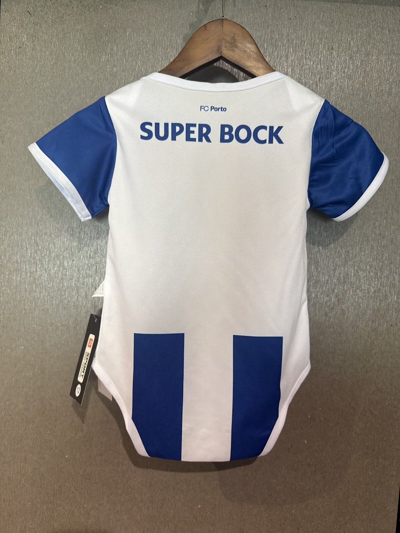 26-27 Port Home Baby, front