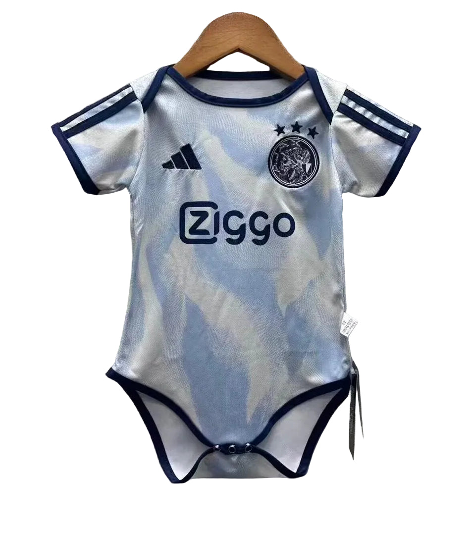 26-27 Ajax Third Baby, back