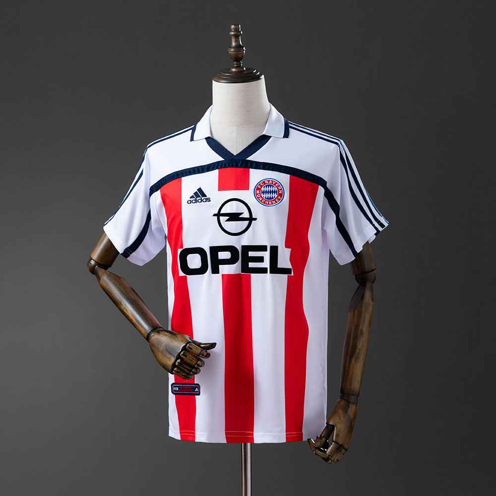 Bayern Munich Away 2000/02