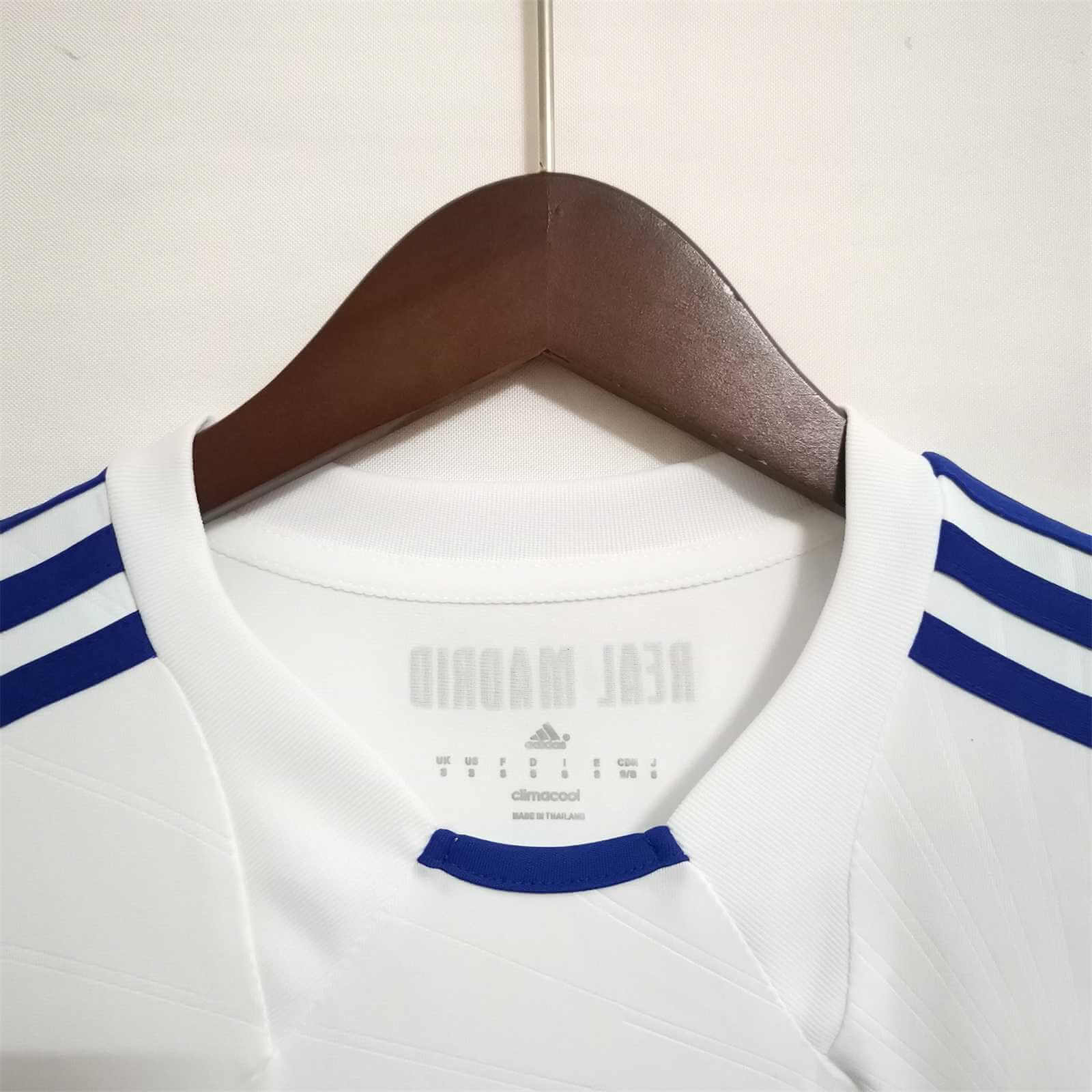 Real Madrid 2010/2011 Home kit – Long Sleeve