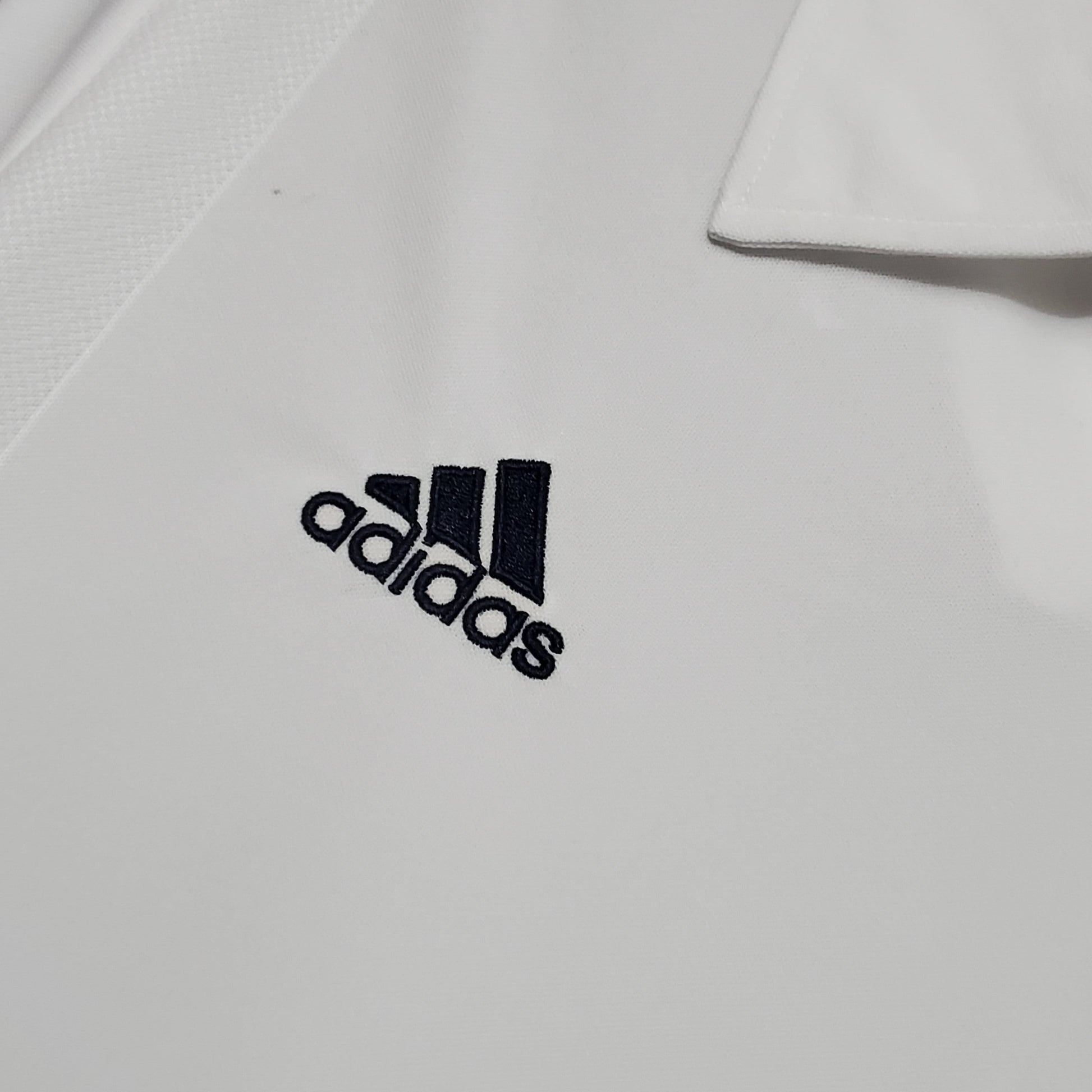 Real Madrid 2001/2002 Home kit – Long Sleeve