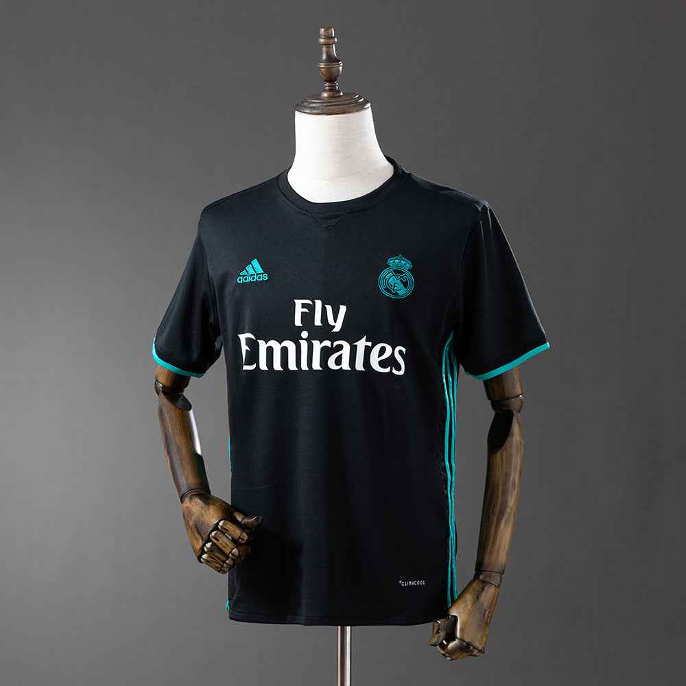 Real Madrid 17/18 Away