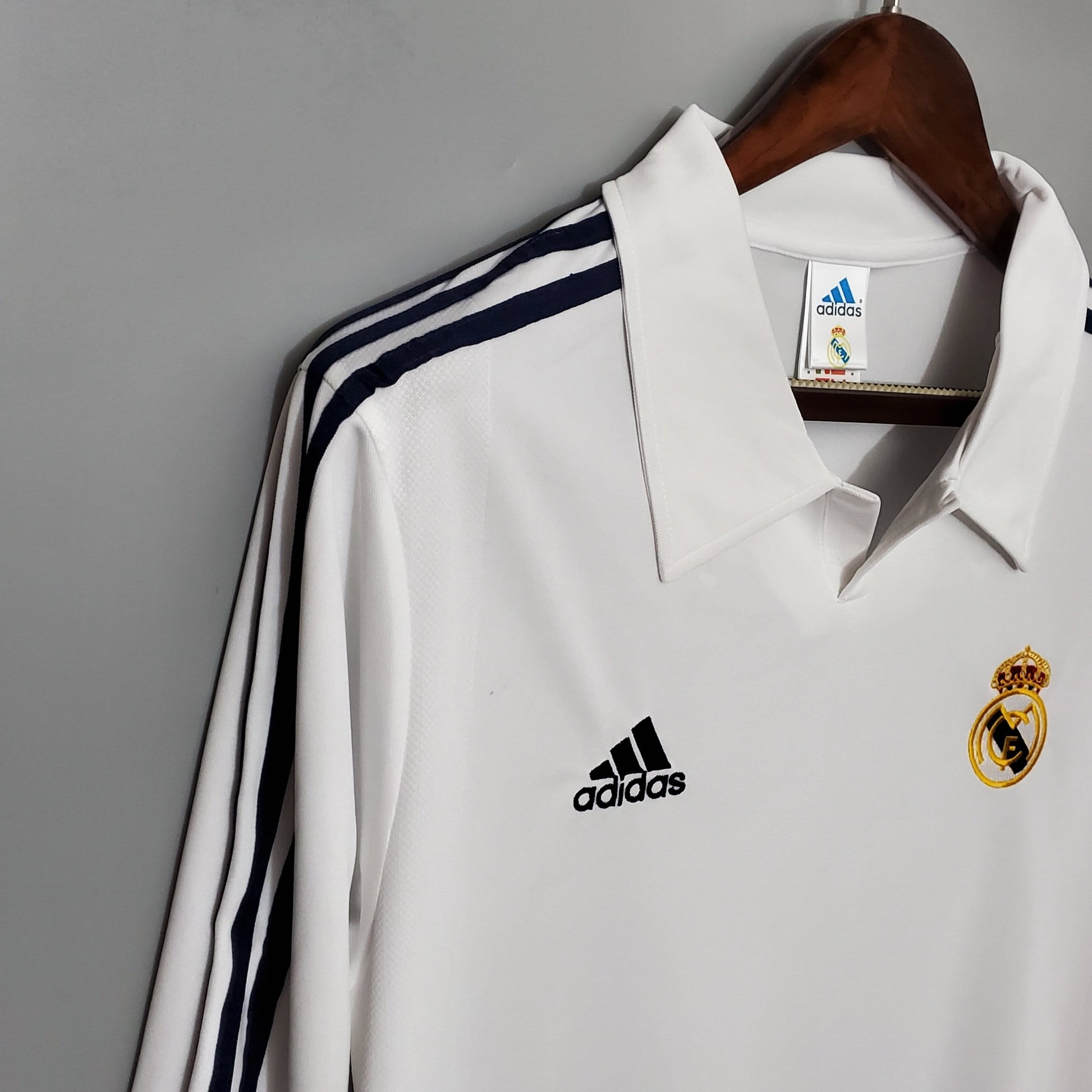 Real Madrid 2001/2002 Home kit – Long Sleeve