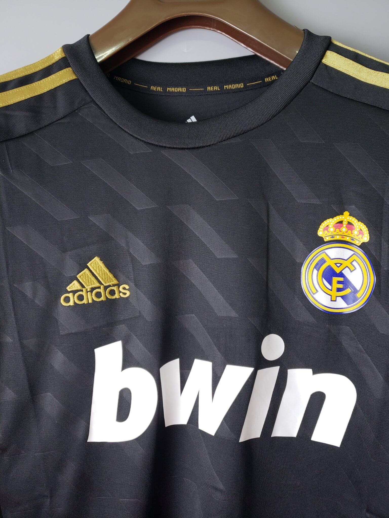Real Madrid 2011/2012 Away Kit – Long Sleeve