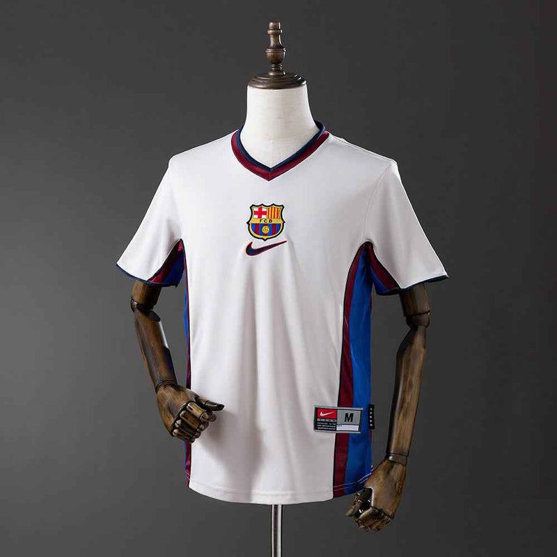 Barcelona 98/99 Away