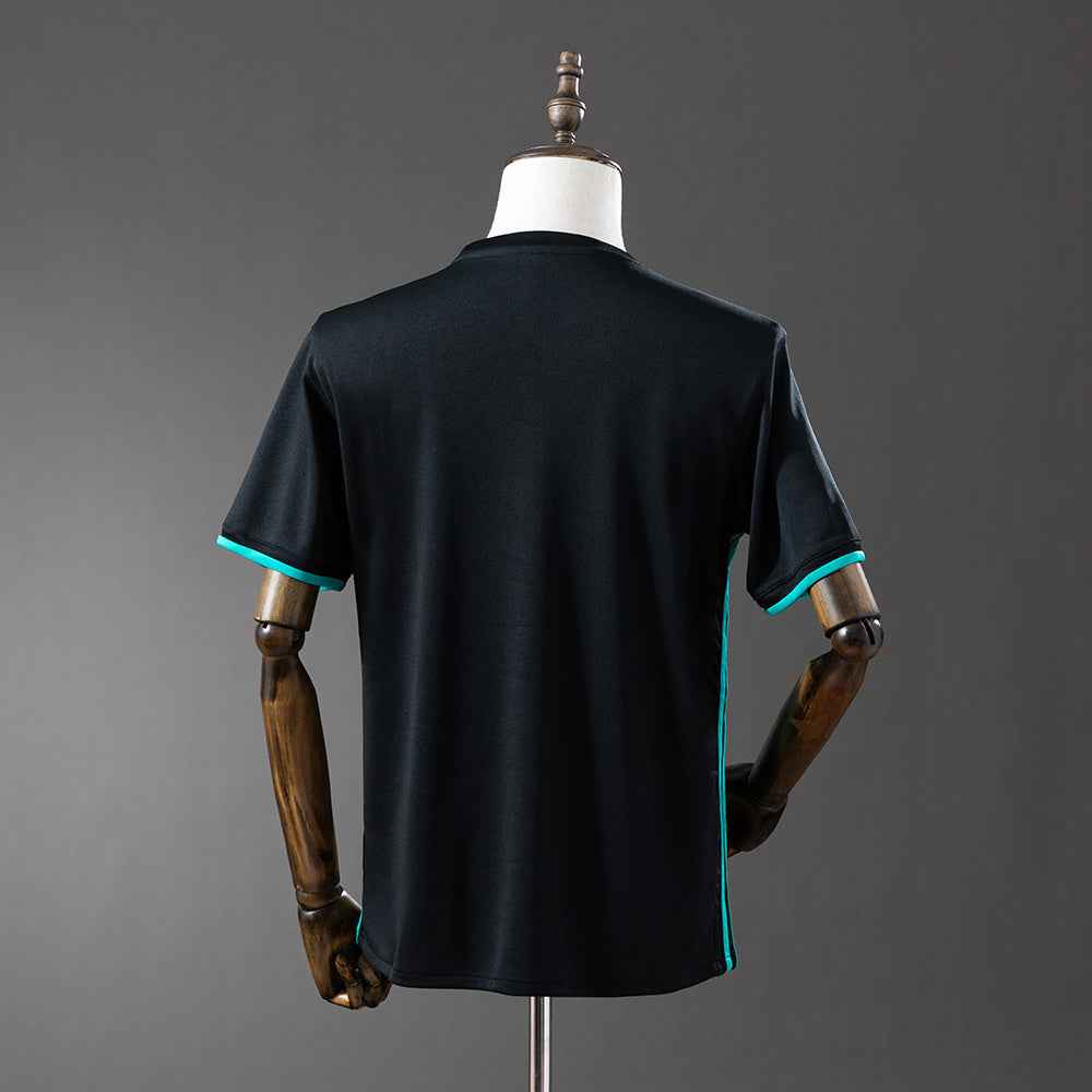 Real Madrid 17/18 Away