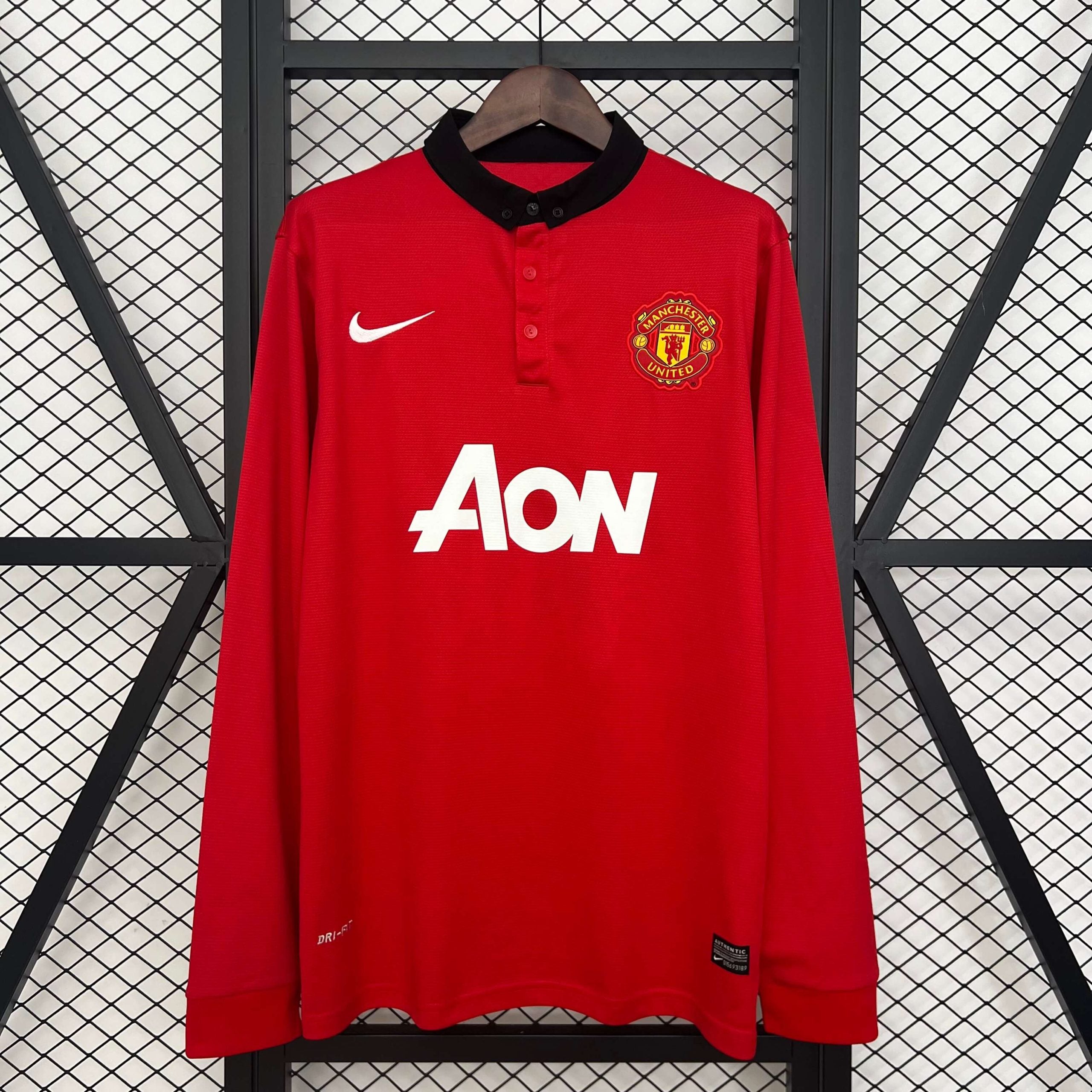 Manchester United 2013/2014 Home Kit – Long Sleeve