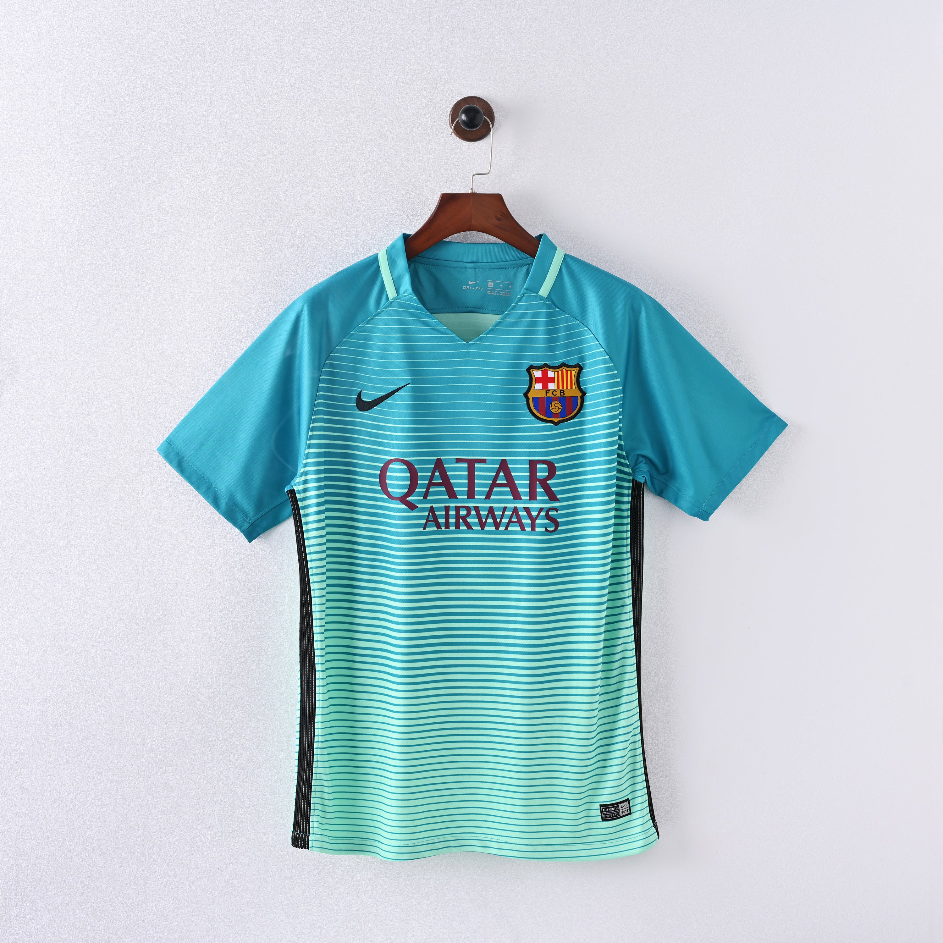 Barcelona 16/17 (Away)