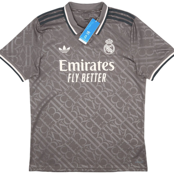 STOCK: REAL MADRID THIRD 24/25 (S)
