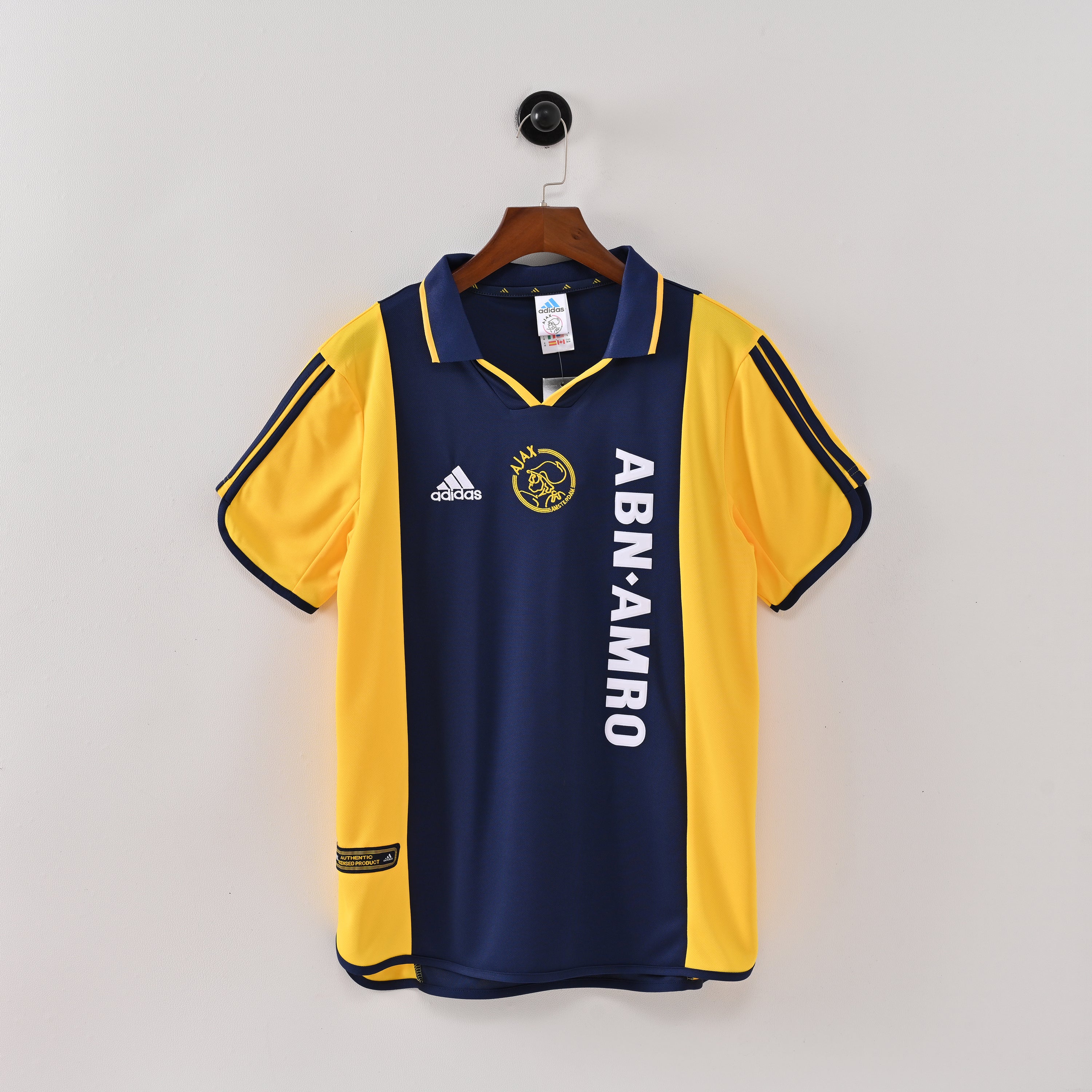 Ajax 00/01(Away)
