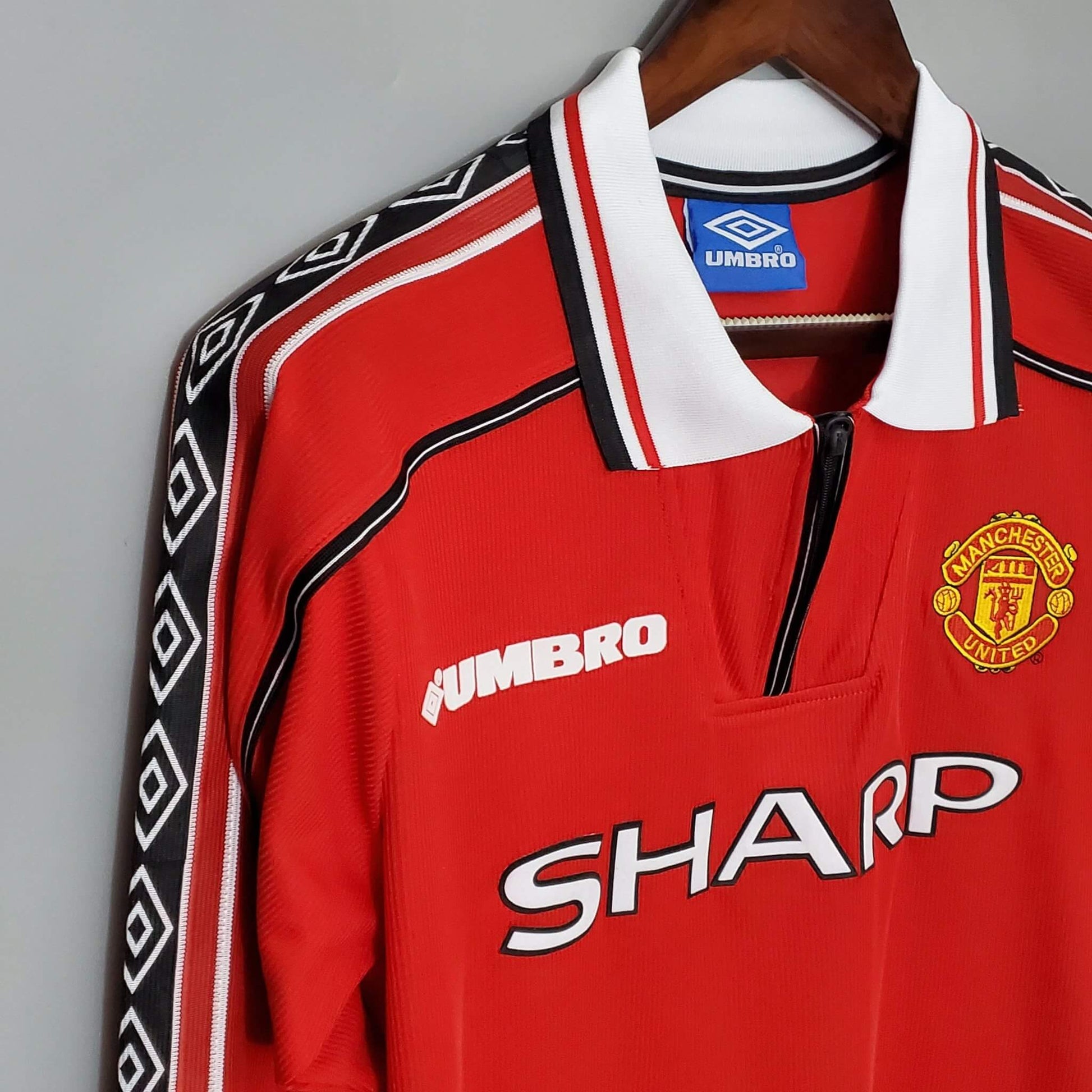 Manchester United 1998/2000 Home Kit – Long Sleeve