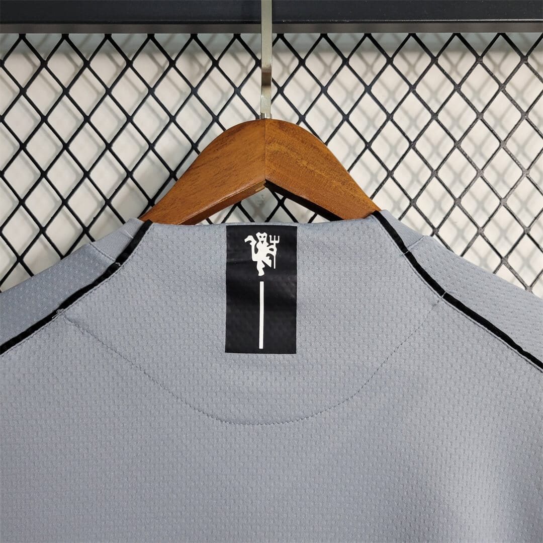 Manchester United 2007/2008 Goalkeeper Kit 4 – Long Sleeve