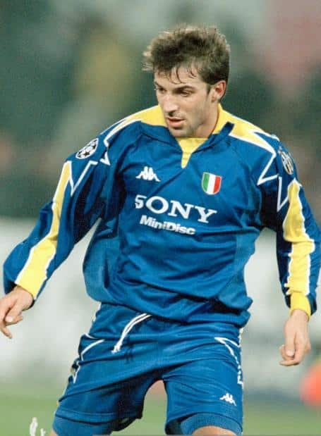 Juventus FC 1997/1998 Away Kit – Long sleeve