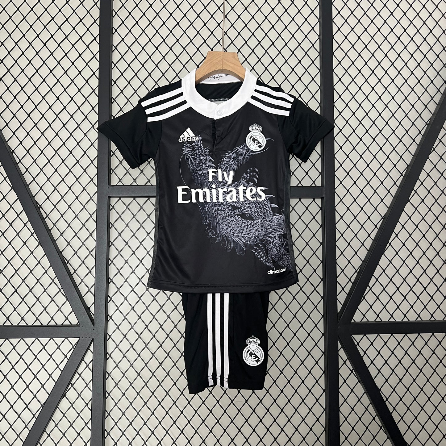 Real Madrid 14/15(away)