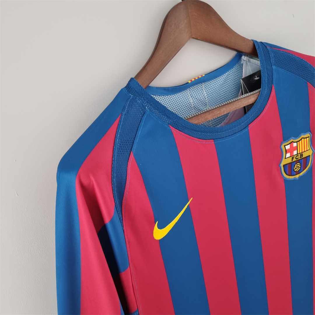 FC Barcelona 2005/2006 Home Kit – Long Sleeves