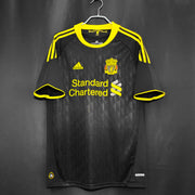 Liverpool 10/11 (away)