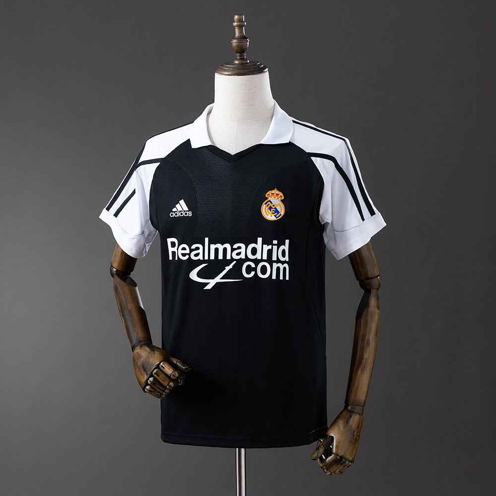 Real Madrid 01/02 Away