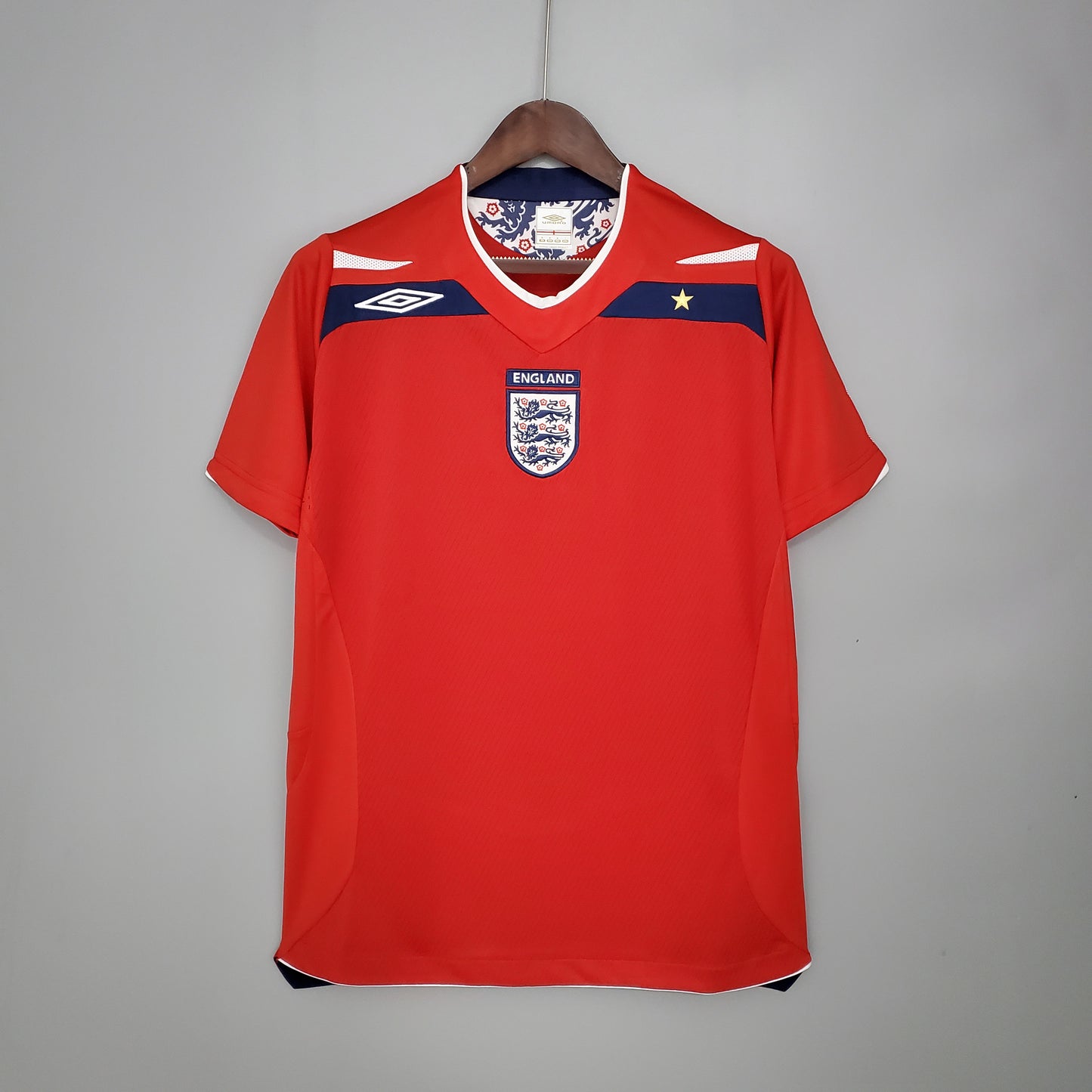 England 08/10(Away)