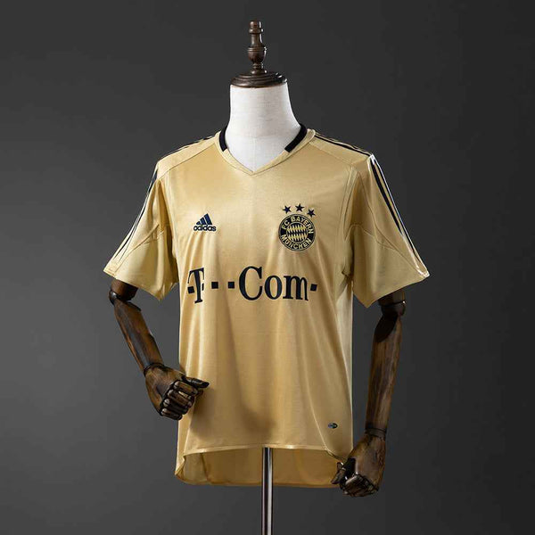 Bayern Munich Away 2004/05