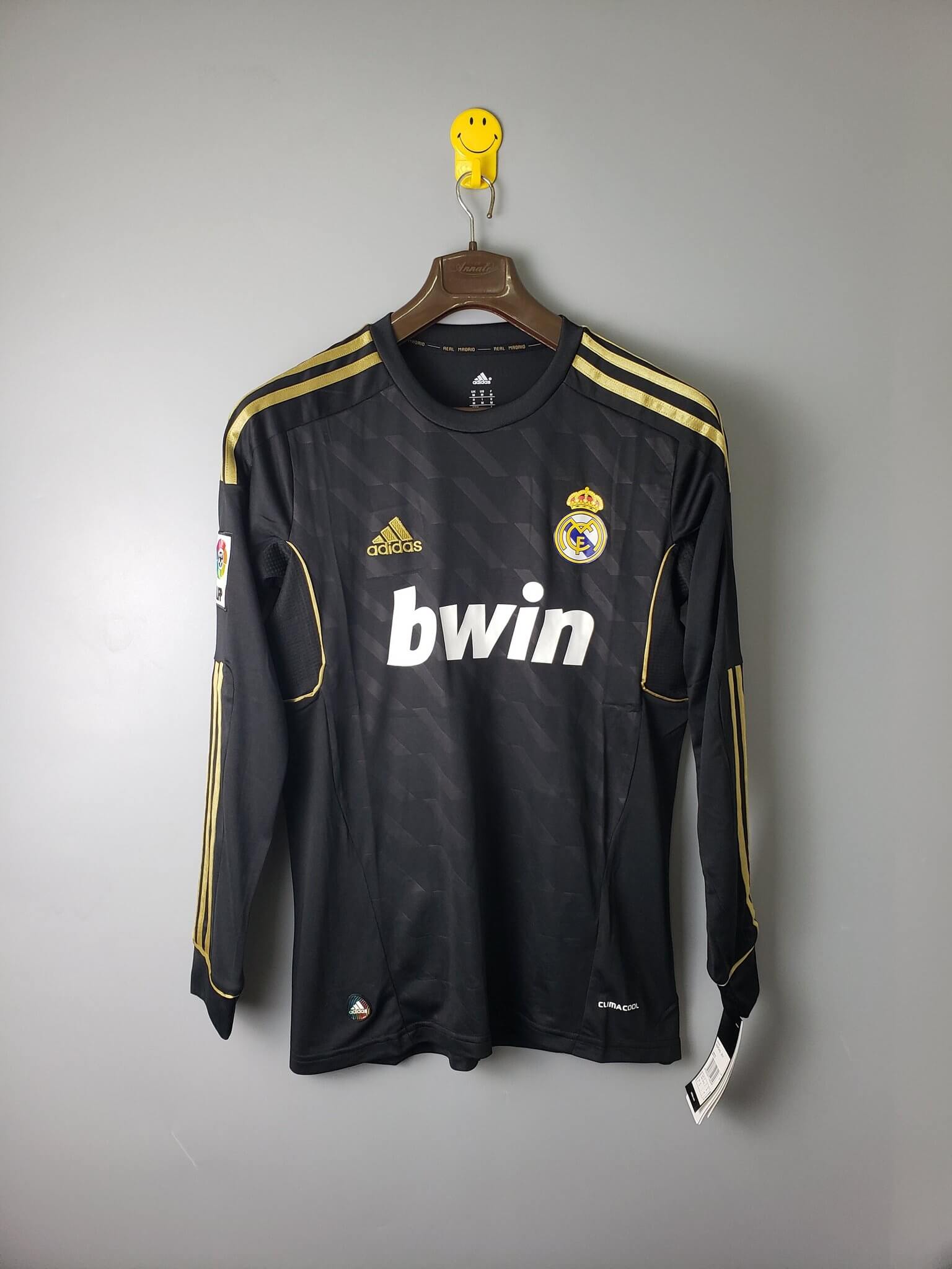 Real Madrid 2011/2012 Away Kit – Long Sleeve