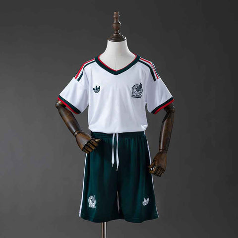 Mexico away 26-Kids