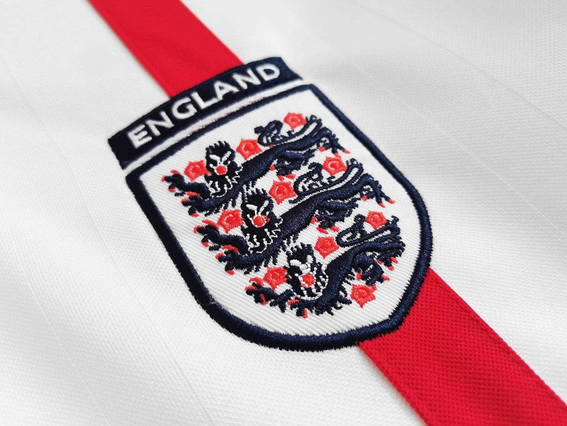 England 2002 Home Kit – Long Sleeves