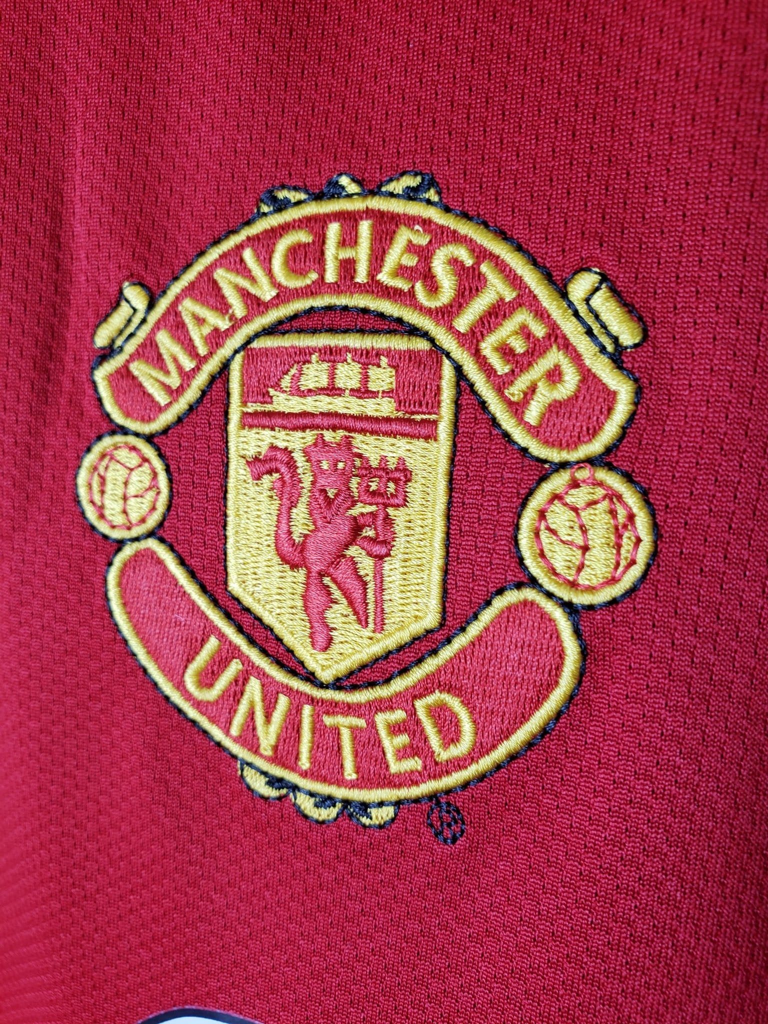 Manchester United 2004/2006 Home Kit – Long Sleeves