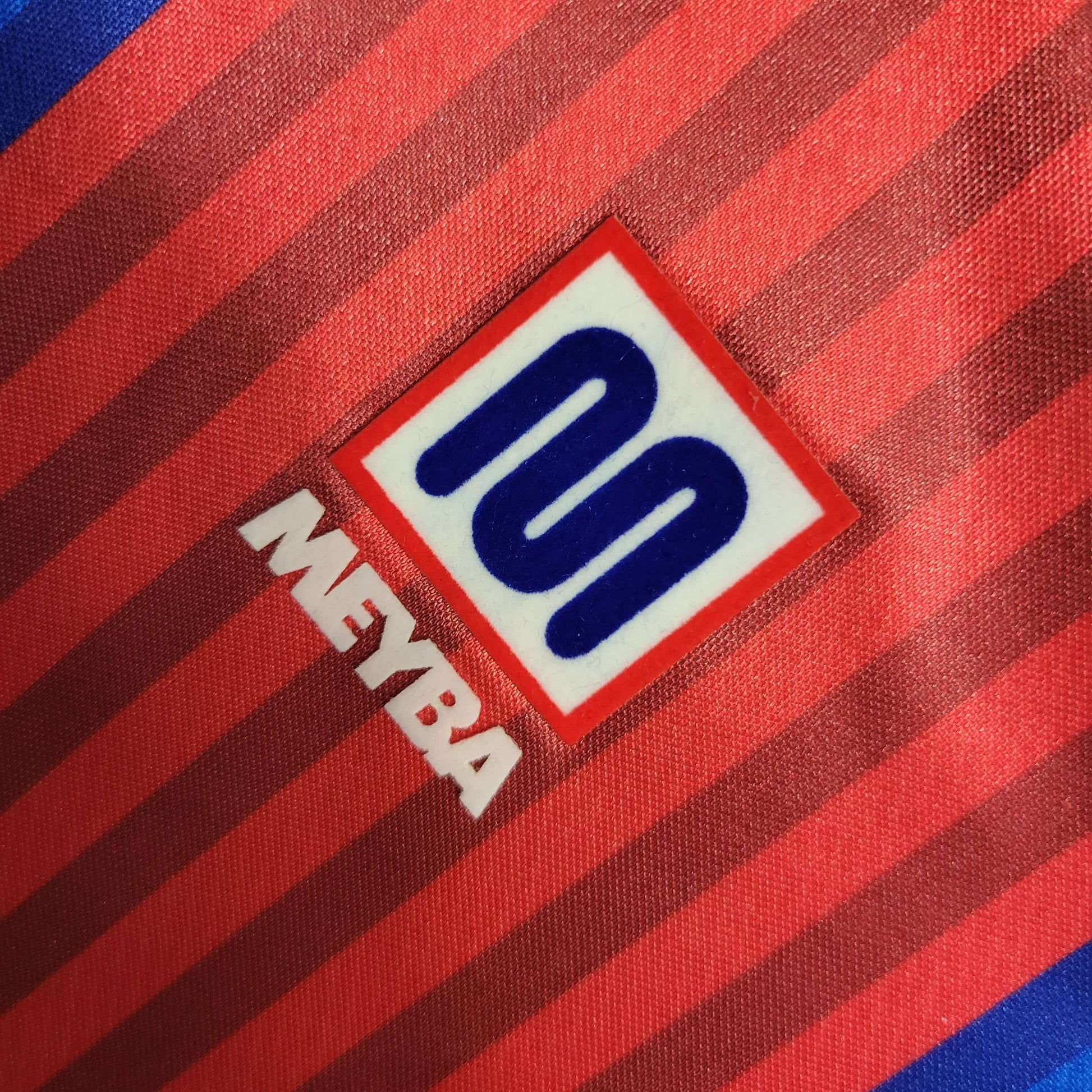 FC Barcelona 1992 Home Kit – Long Sleeves