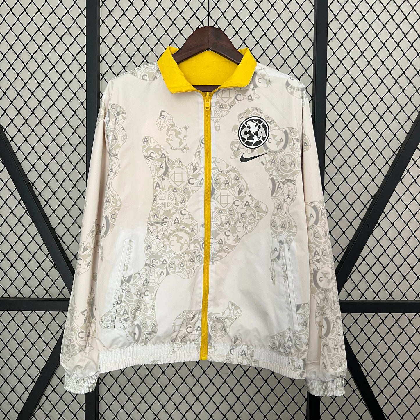 Club América Reversible Coat