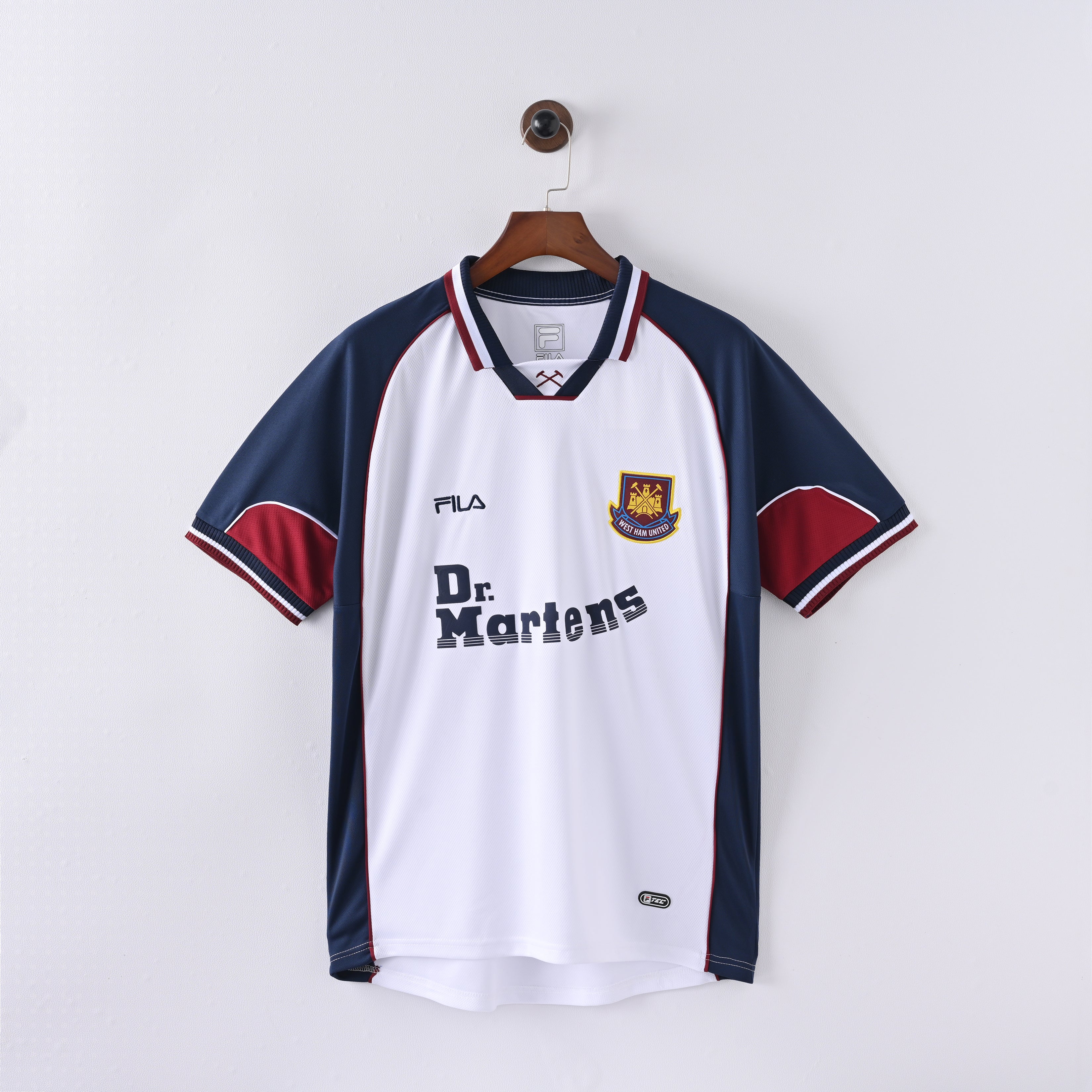 Westham 99/01 (Away)