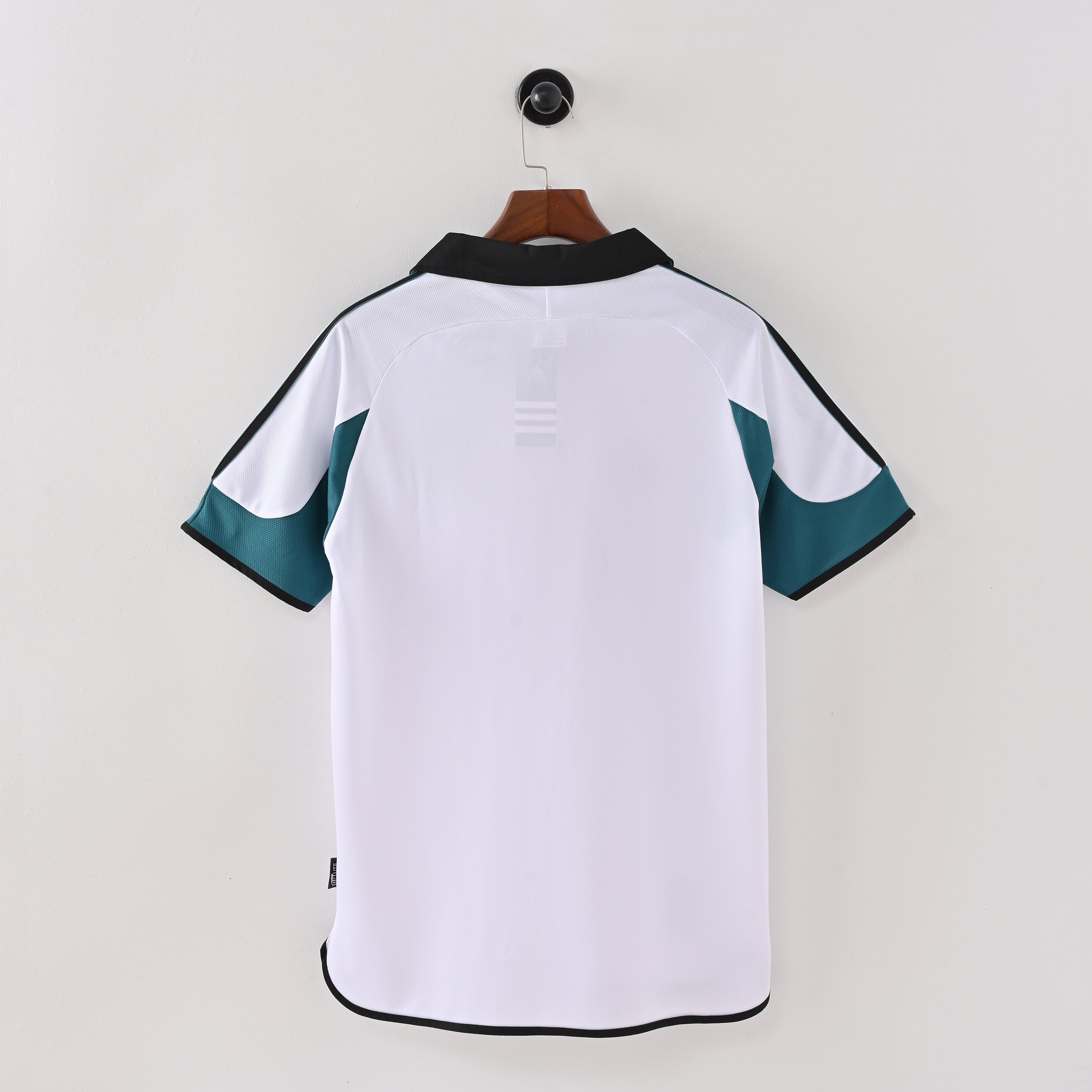 New Castle 99/00 (Away)