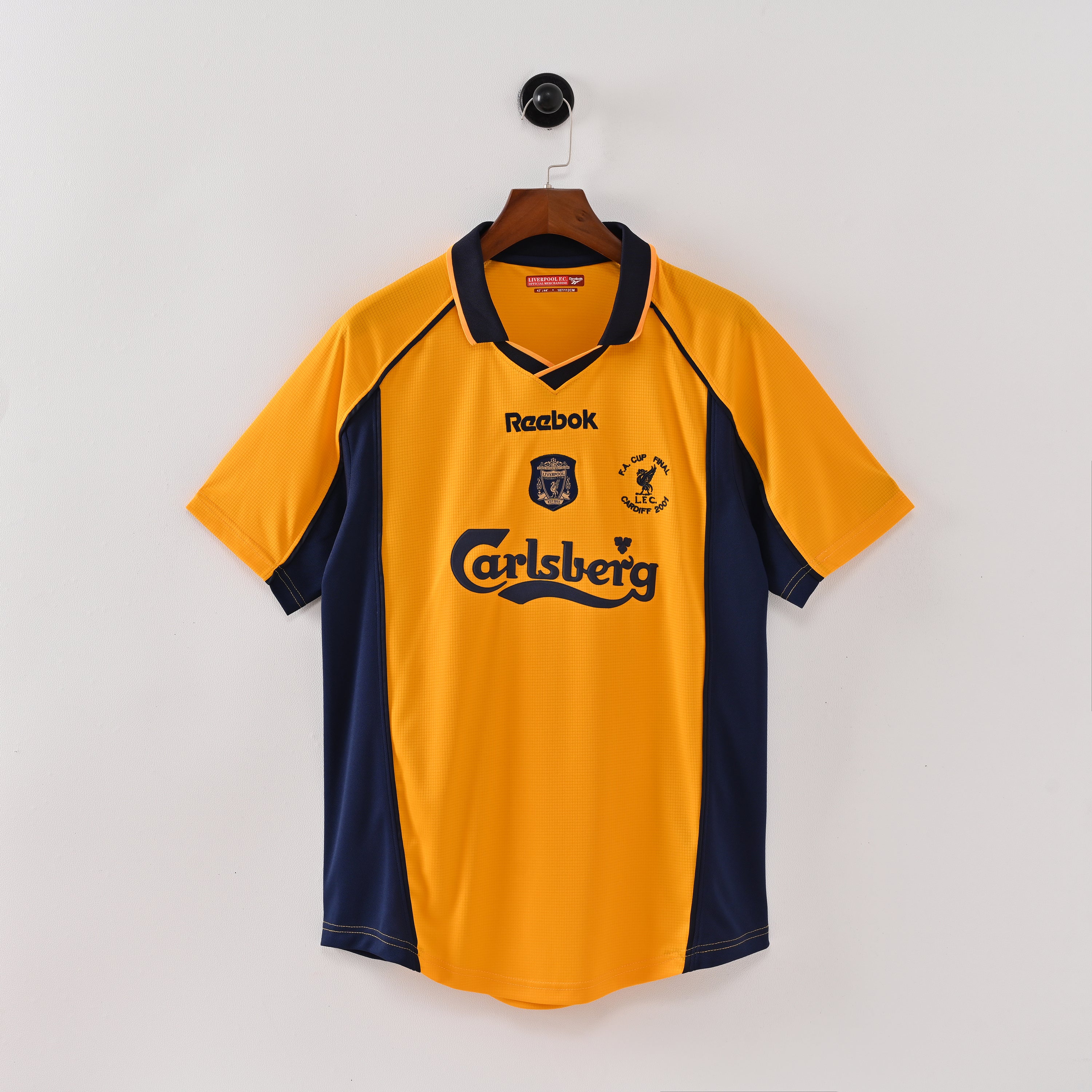 Liverpool 00/01 (Away)