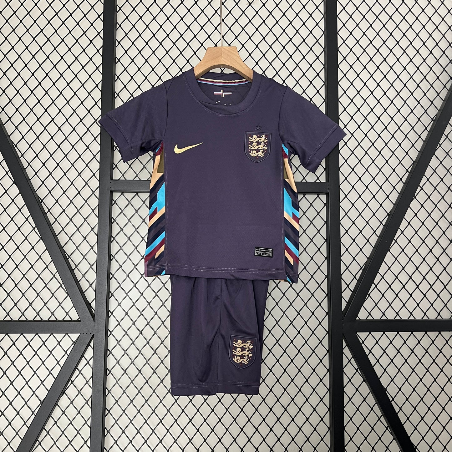 England 24/25(Away)